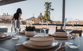 Mano De Hierro Apartment - Free Parking